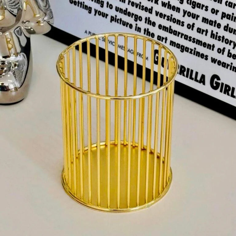 ✨ Aiza's Metal Cosmetics Holder for Brushes and Pens